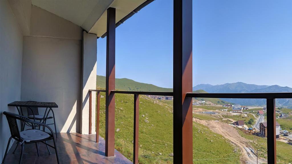 New Shino Gudauri Otel Dış mekan fotoğraf